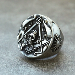Vintage roestvrijstalen herenring met schedel en embleem van de vrijmetselarij