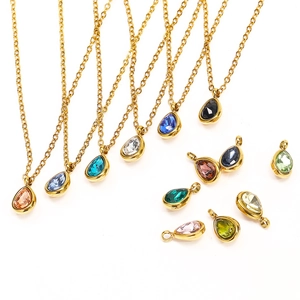 Collier Pendentif Goutte d'Eau en Acier Inoxydable Strass Coloré pour Femme Elégant Douce Chaîne de Clavicule Réglable Bijoux