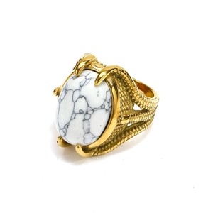 Vintage punk gold-plated ring with oval white howlite stone and eagle claw scale texture
