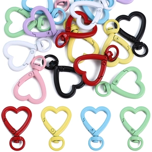 Bunte herzförmige Karabinerverschlüsse mit Drehgelenk für DIY-Schmuck und Schlüsselanhänger