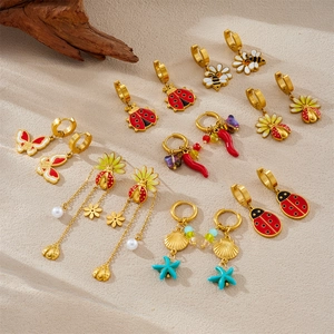 Boucles d'Oreilles Style Coréen en Acier Inoxydable Plaqué Or Émail Insecte pour Femme Papillon Abeille Coccinelle Fleur Pendentif Bijoux