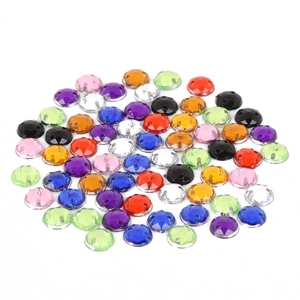 Ronde gefacetteerde acryl naai-op steentjes in gemengde kleuren met twee gaten voor DIY
