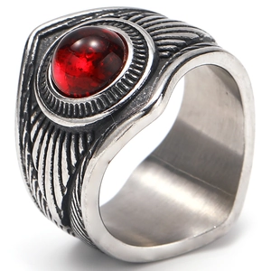 Anillo punk retro de acero de titanio con gema roja y relieves de plumas