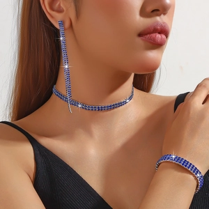 Parure de bijoux 3 pièces avec strass bleus comprenant collier, bracelet et boucles d'oreilles