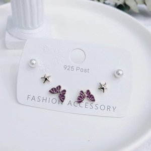 Set di 3 paia di orecchini a perno in argento 925 con perle, stelle e farfalle