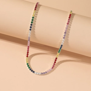 Collier rivière arc-en-ciel avec oxydes de zirconium multicolores plaqué argent