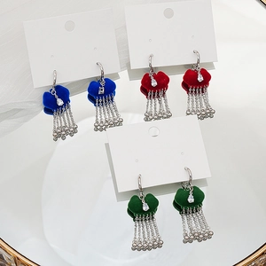 Elegante s925 zilveren franje oorbellen met fluwelen wolken en zirkoonstenen set van drie