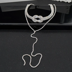 Parure collier choker à nœud strass argenté et collier long à franges pour robes de soirée