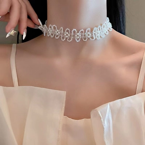 Elegante Collana Choker in Pizzo Con Künstliche Perle e Cristalli Fascia Per Capelli Doppio Uso Con Fiocco Fatta a Mano Per Matrimonio