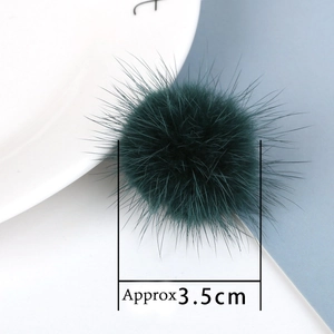 Pendentif boule en fourrure de vison vert foncé de 3,5 cm pour bijoux DIY