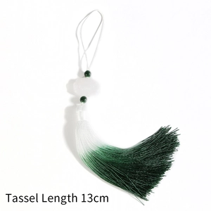 Pompon chinois avec pendentif serrure blanche et dégradé vert, longueur 13cm