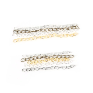 DIY Schmuck Verlängerungsketten in Gold, Silber, Bronze und Gun Black auf weißem Hintergrund