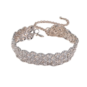 Gargantilla de diamantes de imitación brillantes con cierre de mosquetón ajustable