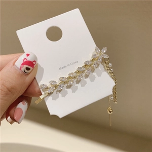 Pince à Cheveux Feuille d'Or avec Strass et Gland Pendentif Coeur Style Coréen Élégant Bijoux de Cheveux Femme