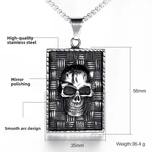 Pendentif carré tête de mort vintage pour homme en acier avec dimensions et poids détaillés
