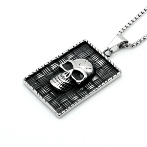 Pendentif crâne punk rétro en acier inoxydable vintage avec chaîne à mailles carrées