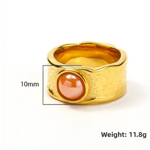 Irregular foil texture gold ring with pink ceramic stone inlay 10mm wide 11.8g