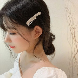 Elegant Alloy Zirconia Crystal Rhinestone Hair Clip Unique Comb Shape Side Clip Fashion Headwear For Women Daily Accessory