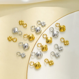 Minimalist 304 stainless steel clover flower pendants in gold and silver for DIY jewelry