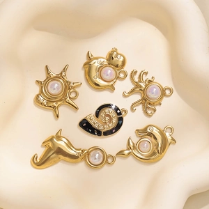 Ciondoli in Acciaio Inossidabile 304 Delfino Polpo Leone Marino Placcati Oro Perla Artificial Imitazione Smalto Creature Marine DIY