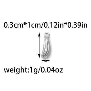 Detail showing 304 stainless steel mini pendant size 0.3x1cm for jewelry making