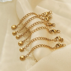 Lot de six fermoirs mousquetons en acier inoxydable doré 18 carat avec chaînes d'extension