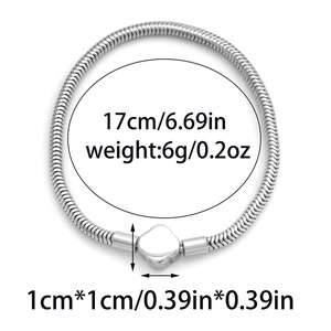 Close-up of 17cm stainless steel snake chain bracelet with detailed size measurements