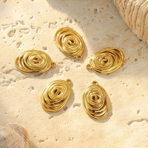 Fünfteiliges Set vergoldeter 304 Edelstahl Oval-Spiral-Anhänger für DIY-Schmuckherstellung