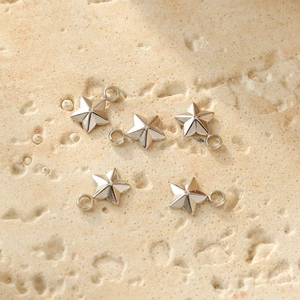 Polished 304 stainless steel star pendants for DIY jewelry making in silver metallic finish