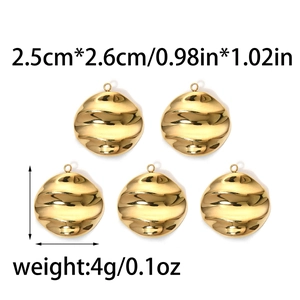 Detail of five wavy gold pendants with weight and size metrics for jewelry making