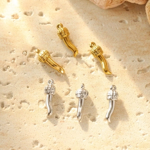 Pendente Corno Italiano Cornicello in Acciaio Inossidabile Con Tappo a Corona Oro Argento Ciondolo Peperoncino per Gioielli Fai da Te