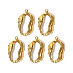 Five gold-plated 304 stainless steel irregular oval pendants with wavy rippled surface