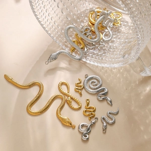 304 Stainless Steel Snake Pendant DIY Jewelry Making Findings Zodiac Animal Coiled Snake Charm For Necklace Earrings