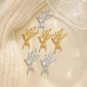 Minimalist 304 stainless steel bird pendants in gold and silver finish with detailed wings