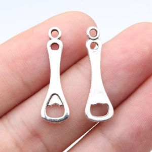 Antik Silber Flaschenöffner Form Zinklegierung Mini Anhänger Charms Für DIY Schmuckherstellung Handgefertigte Halskette Ohrring Bastelmaterialien