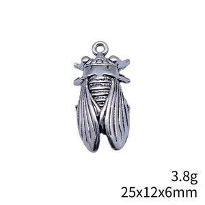Cicada insect alloy pendant 25x12x6mm in antique silver finish for jewelry making