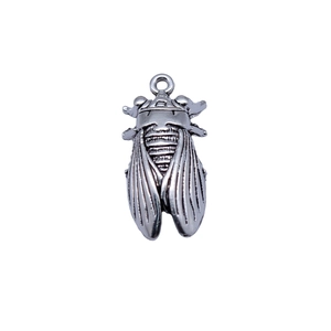 Realistic silver alloy cicada insect pendant with detailed wing texture for clothing