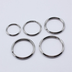 Flat stainless steel split key rings in five different sizes for DIY craft accessories