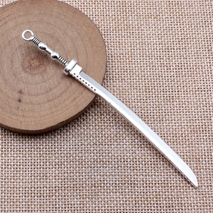 Miniature antique silver katana sword pendant for jewelry and cosplay accessories