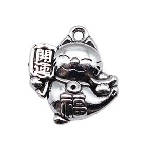 Ciondolo Maneki Neko in argento antico per gioielli fai da te con simboli portafortuna