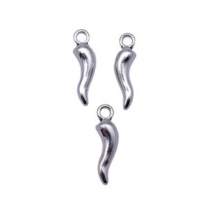 Three antique silver cornicello chili pepper pendants for jewelry making accessories