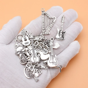 Set di 30 ciondoli musicali argento vintage con chitarra violino e piano per gioielli DIY