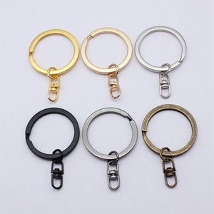 Lot de porte-clés plats en fer avec fermoirs pivotants en six couleurs métalliques