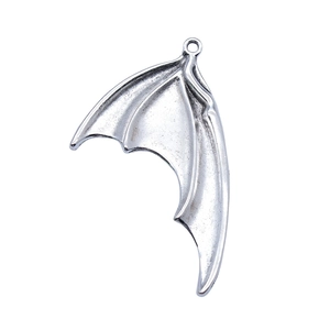 Pendentif aile de dragon en argent rétro avec texture squelette et boucle supérieure