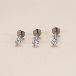 Three-piece set of heart-shaped zircon flat back labret studs in silver stainless steel