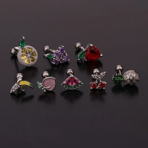 Set di orecchini a lobo in acciaio inossidabile con frutta e zirconi colorati scintillanti