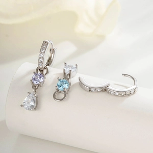 Boucles d'oreilles créoles S925 avec zircons colorés et pendentifs en goutte d'eau