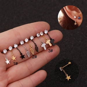 Boucles d'Oreilles Clous de Cartilage en Acier Inoxydable Avec Pendentif Étoile Feuille Croix en Zircon Bijoux Femme