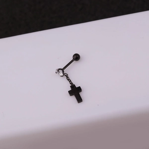 Clou de perçage en acier inoxydable noir avec zircon et pendentif en forme de croix