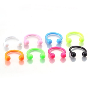 Lot de 8 piercings fer à cheval en acier inoxydable coloré pour nez, lèvres et oreilles
